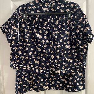 Vera Bradley size 2X short pajamas set. Brand new.